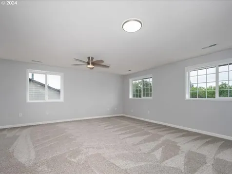 4041 Se Harmony Place Camas WA 98607