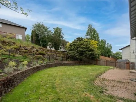 4041 Se Harmony Place Camas WA 98607