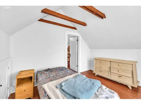 8238 N Hurst Avenue Portland OR 97203