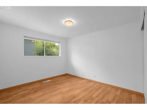 9649 Sw 49th Avenue Portland OR 97219