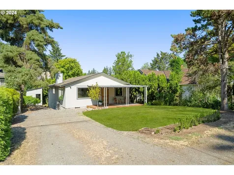 9649 Sw 49th Avenue Portland OR 97219