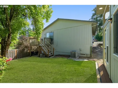 9649 Sw 49th Avenue Portland OR 97219