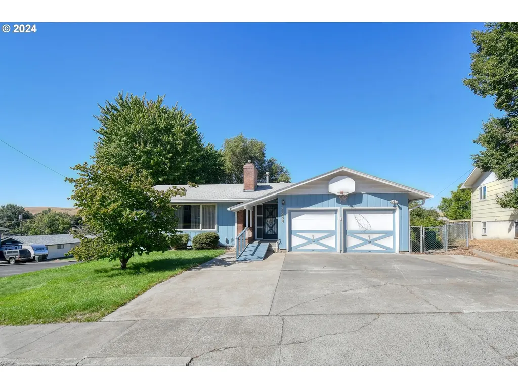 3239 SW Isaac Avenue Pendleton OR 97801