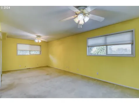 3239 SW Isaac Avenue Pendleton OR 97801