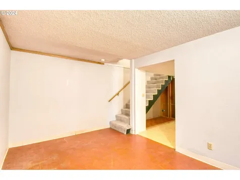3239 SW Isaac Avenue Pendleton OR 97801