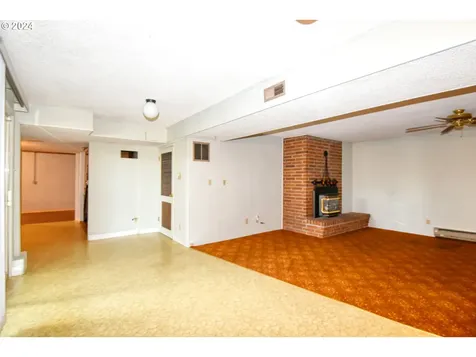 3239 SW Isaac Avenue Pendleton OR 97801