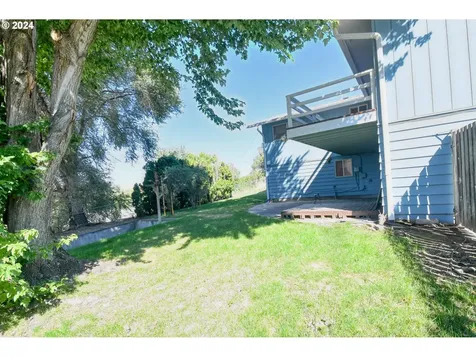 3239 SW Isaac Avenue Pendleton OR 97801