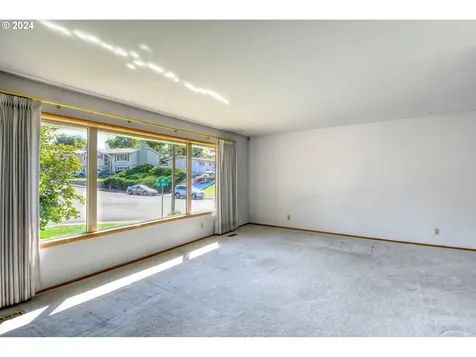 3239 SW Isaac Avenue Pendleton OR 97801