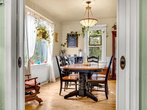 1419 9th Street Astoria OR 97103