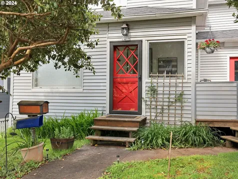 1419 9th Street Astoria OR 97103