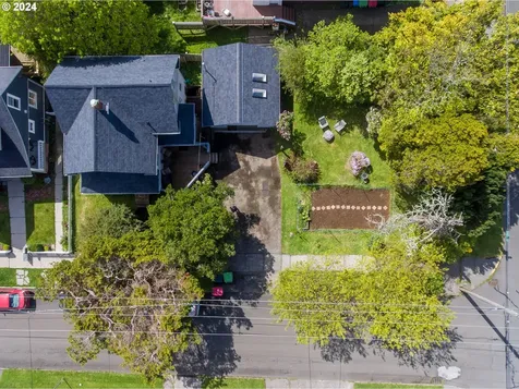 1419 9th Street Astoria OR 97103