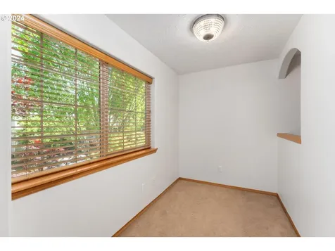 14436 SE Bridgeton Street Clackamas OR 97015