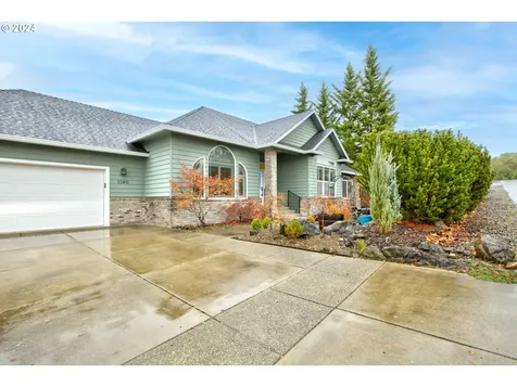 1160 NE Granite Ridge Street Roseburg OR 97470