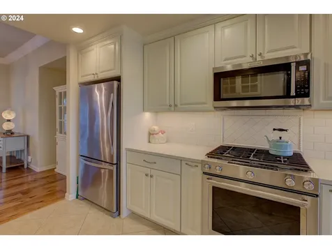 1160 NE Granite Ridge Street Roseburg OR 97470