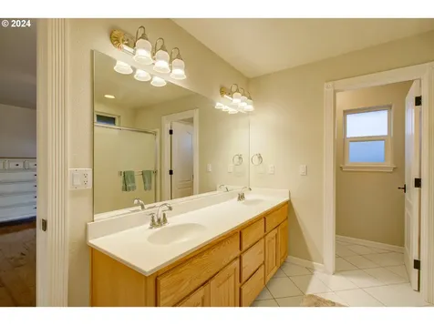 1160 NE Granite Ridge Street Roseburg OR 97470