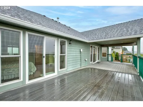 1160 NE Granite Ridge Street Roseburg OR 97470
