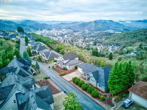 1160 NE Granite Ridge Street Roseburg OR 97470