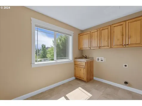 1760 S 18th Circle Ridgefield WA 98642