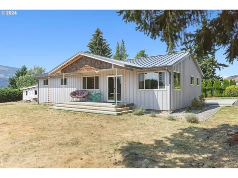 133 SW Peck Road White Salmon WA 98672