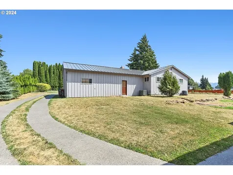 133 SW Peck Road White Salmon WA 98672