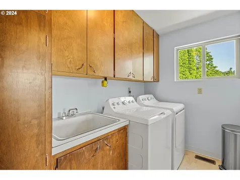 133 SW Peck Road White Salmon WA 98672