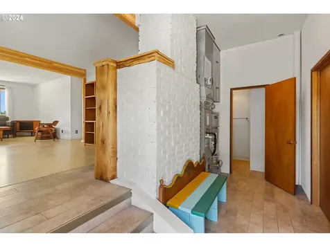 133 SW Peck Road White Salmon WA 98672