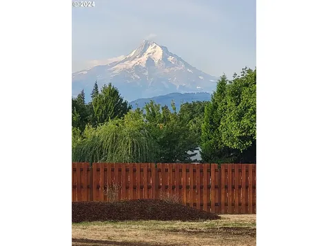 133 SW Peck Road White Salmon WA 98672