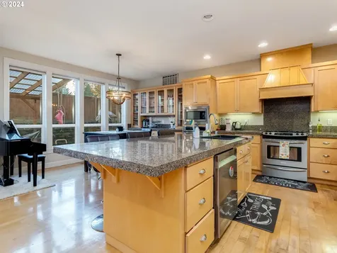 701 NW 120th Street Vancouver WA 98685