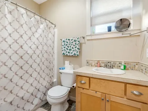 701 NW 120th Street Vancouver WA 98685