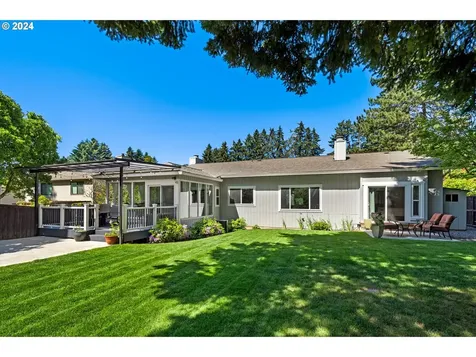 7102 Sw 152nd Avenue Beaverton OR 97007