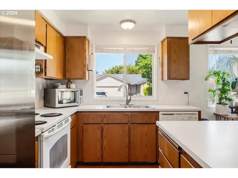 17322 Sw Pacifica Court Beaverton OR 97006