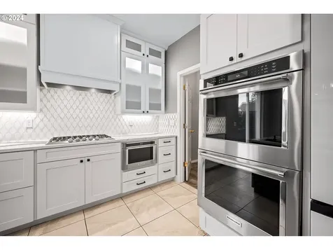 4206 NW 12th Avenue Camas WA 98607