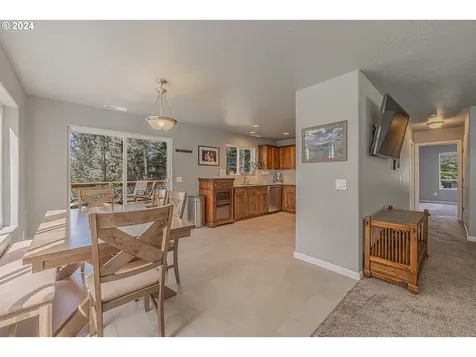 64419 Beaver Loop Road North Bend OR 97459