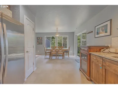 64419 Beaver Loop Road North Bend OR 97459