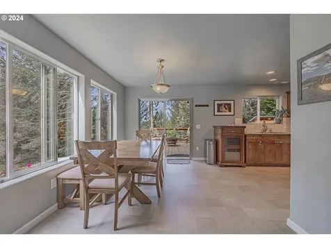 64419 Beaver Loop Road North Bend OR 97459