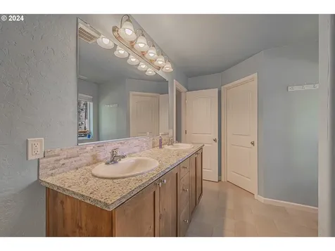 64419 Beaver Loop Road North Bend OR 97459