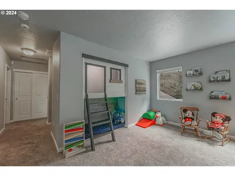 64419 Beaver Loop Road North Bend OR 97459