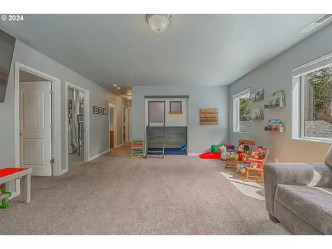64419 Beaver Loop Road North Bend OR 97459
