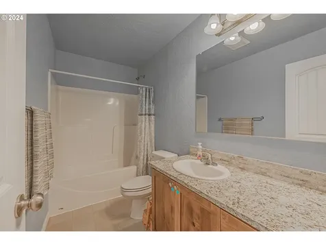 64419 Beaver Loop Road North Bend OR 97459
