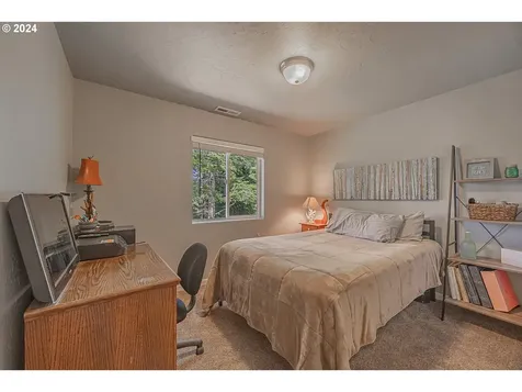 64419 Beaver Loop Road North Bend OR 97459