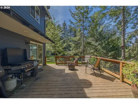 64419 Beaver Loop Road North Bend OR 97459