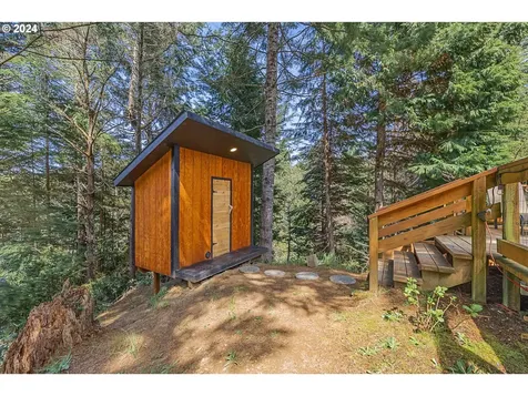 64419 Beaver Loop Road North Bend OR 97459