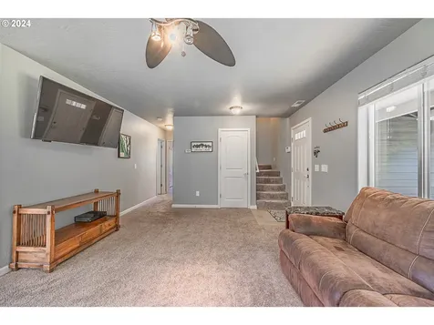 64419 Beaver Loop Road North Bend OR 97459