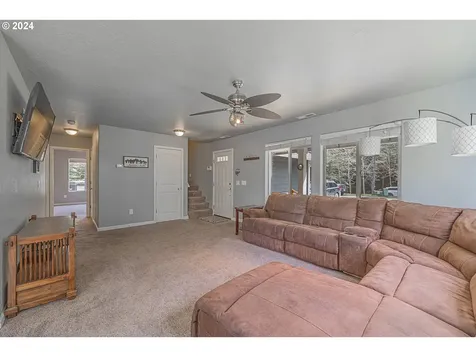 64419 Beaver Loop Road North Bend OR 97459