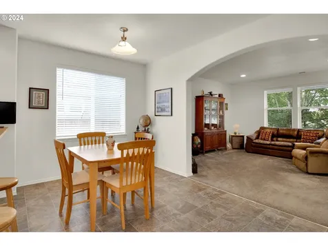 5824 Avalon Street Eugene OR 97402