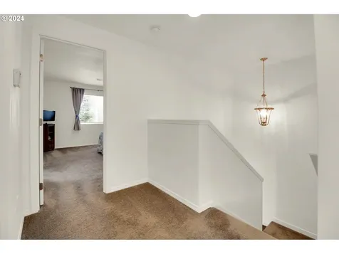 5824 Avalon Street Eugene OR 97402
