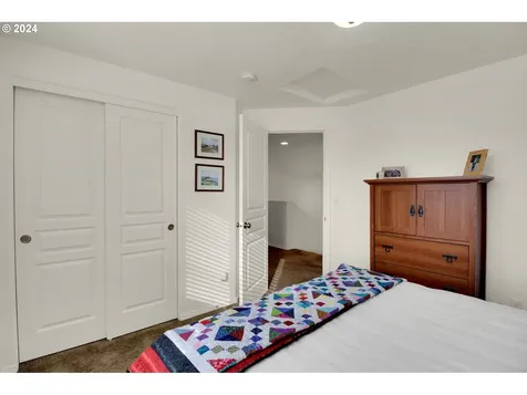 5824 Avalon Street Eugene OR 97402