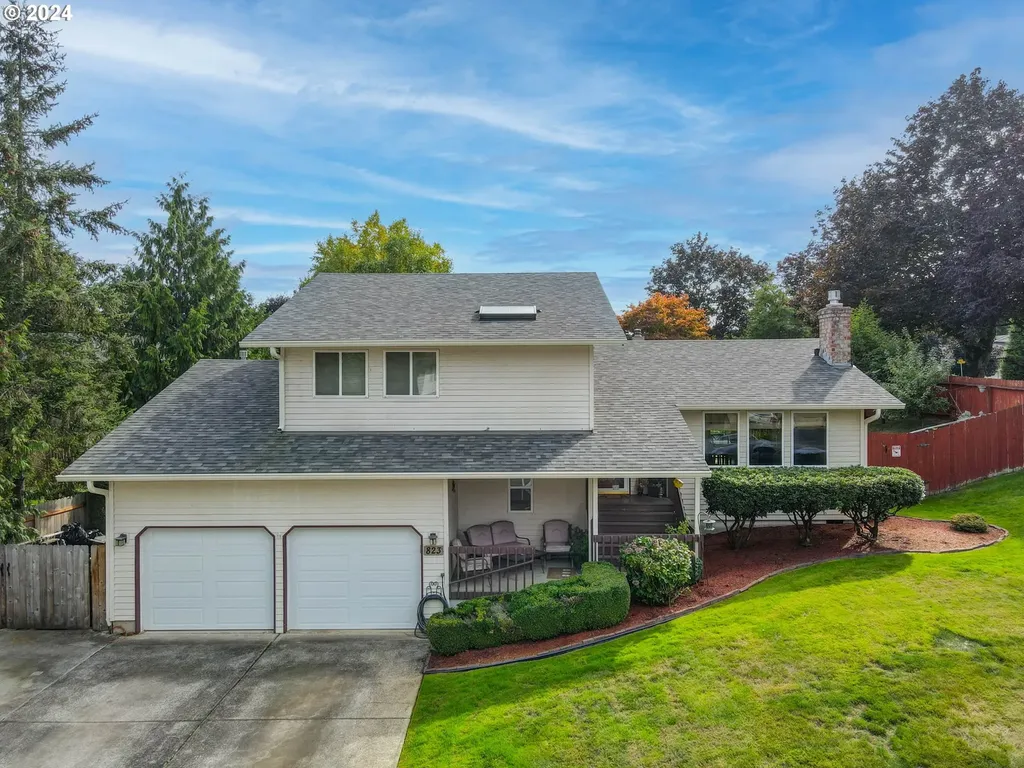 823 NW 104th Loop Vancouver WA 98685