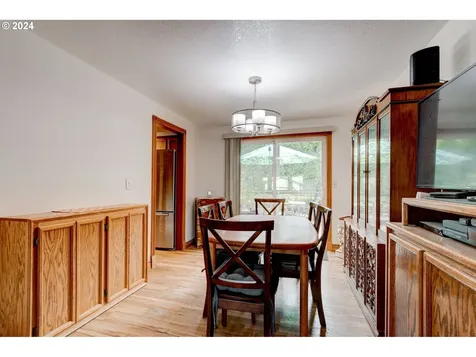 823 NW 104th Loop Vancouver WA 98685