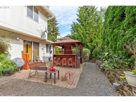 823 NW 104th Loop Vancouver WA 98685